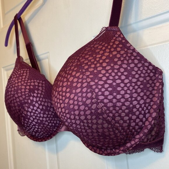 VICTORIA'S SECRET Very Sexy Crochet Lace Velvet Push-Up Bra 38D Burgundy - Picture 2 of 12